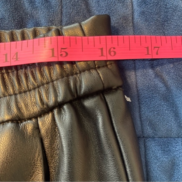 ZARA Women’s Faux Leather Black Joggers Small - Picture 8 of 8